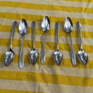 Oneida Nobility Plate Silver-plate Royal Rose Set of 7 teaspoons 6 1/8 in 1939